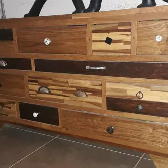 Commode marqueterie multi-essences
